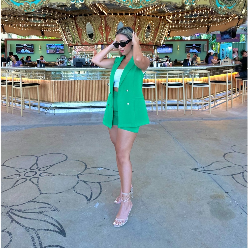 2 piece set in green size S